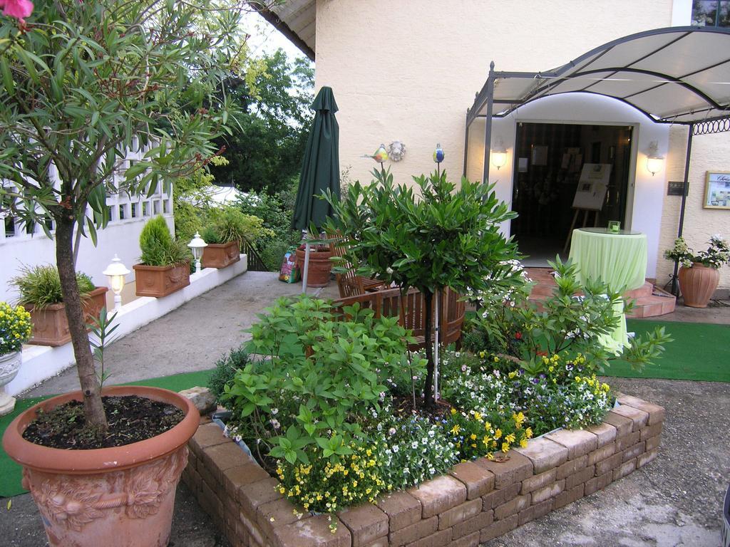 Christian Gartenhotel Nieder-Olm  Ngoại thất bức ảnh
